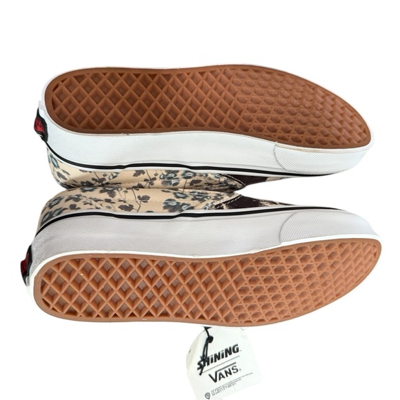 Vans x House Of Terror Slip On The Shining Twins Shoes 5.5 Men 7 Women Unisex - Picture 7 of 8